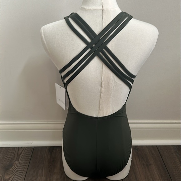 NWT La Blanca Women's Multi Strap Cross Back One Piece Swimsuit Olive Green 4 - Picture 4 of 9